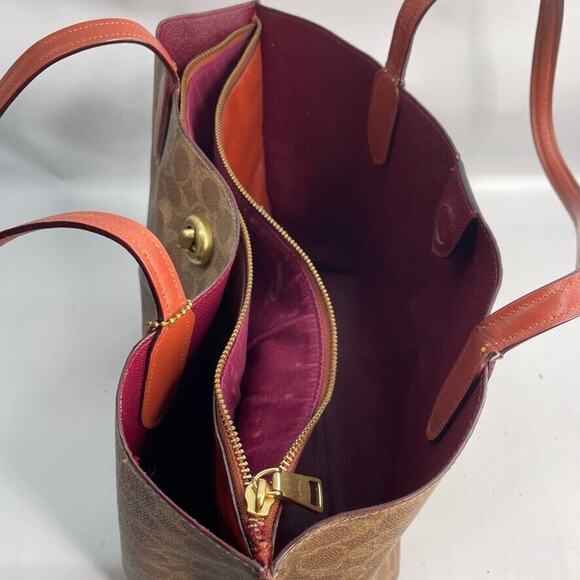 Coach Willow Tote In Signature Canvas C0693 Retail $350 Good Condition - Picture 4 of 8